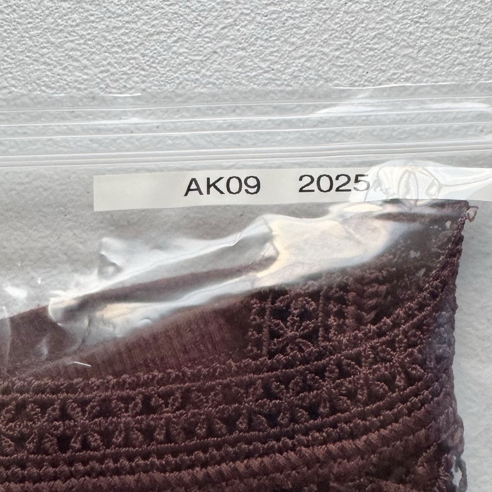 Torrid Deep Mahogany Texture Jersey Crew Neck Lace Yoke Swing Tank Size 1X - Picture 13 of 15